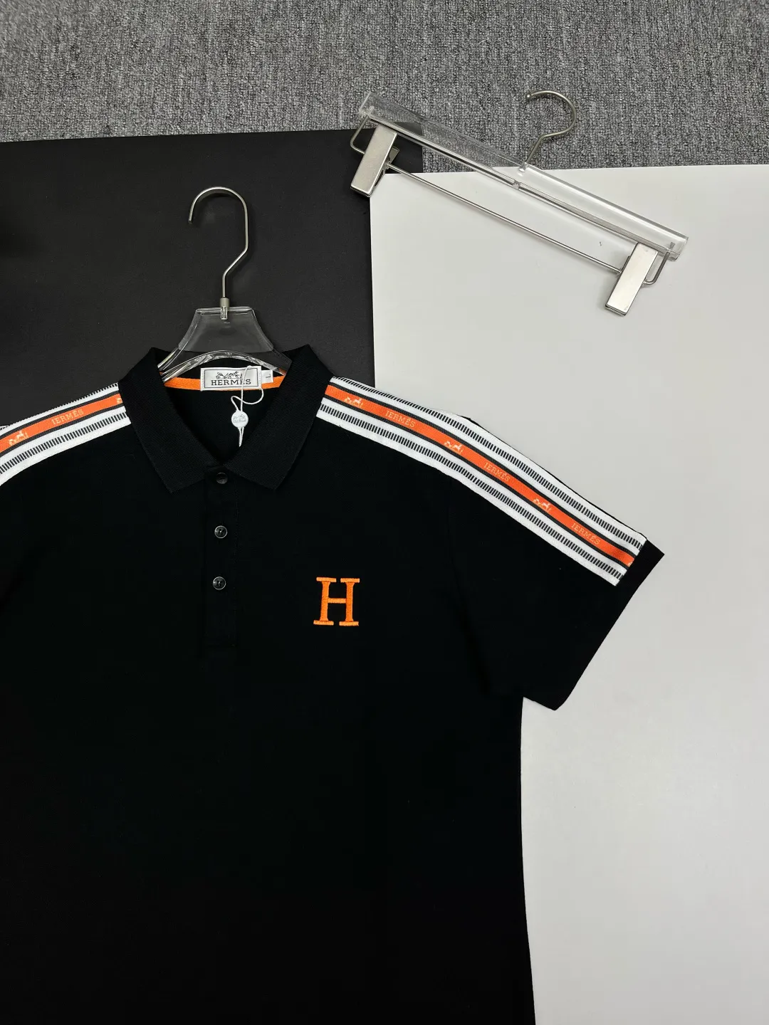 HERMES New Arrival Polo Same Style 210 ， Factory New Arrival Versatile : Black White Size：M-XXXL